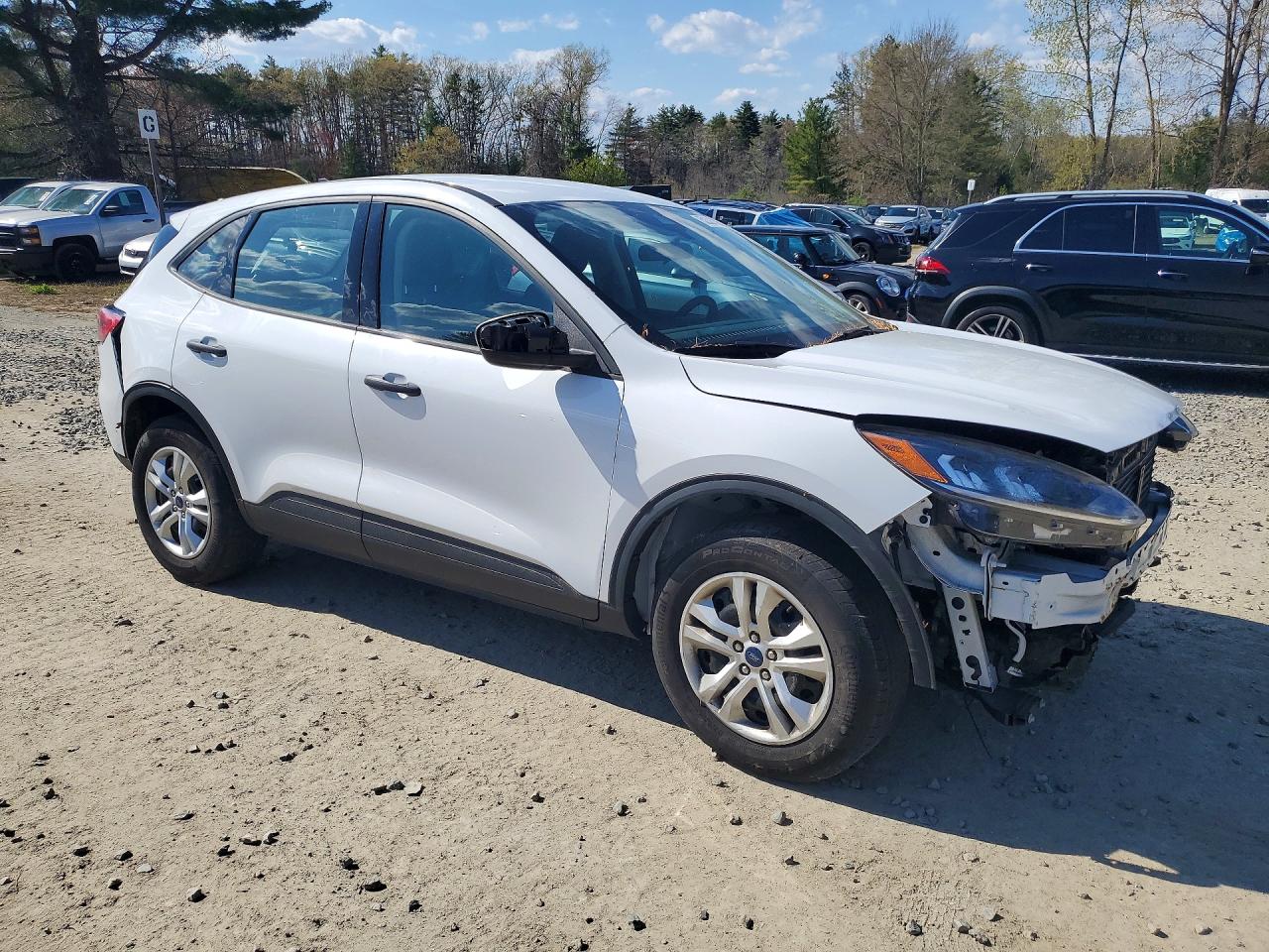 2022 FORD ESCAPE S photo 4
