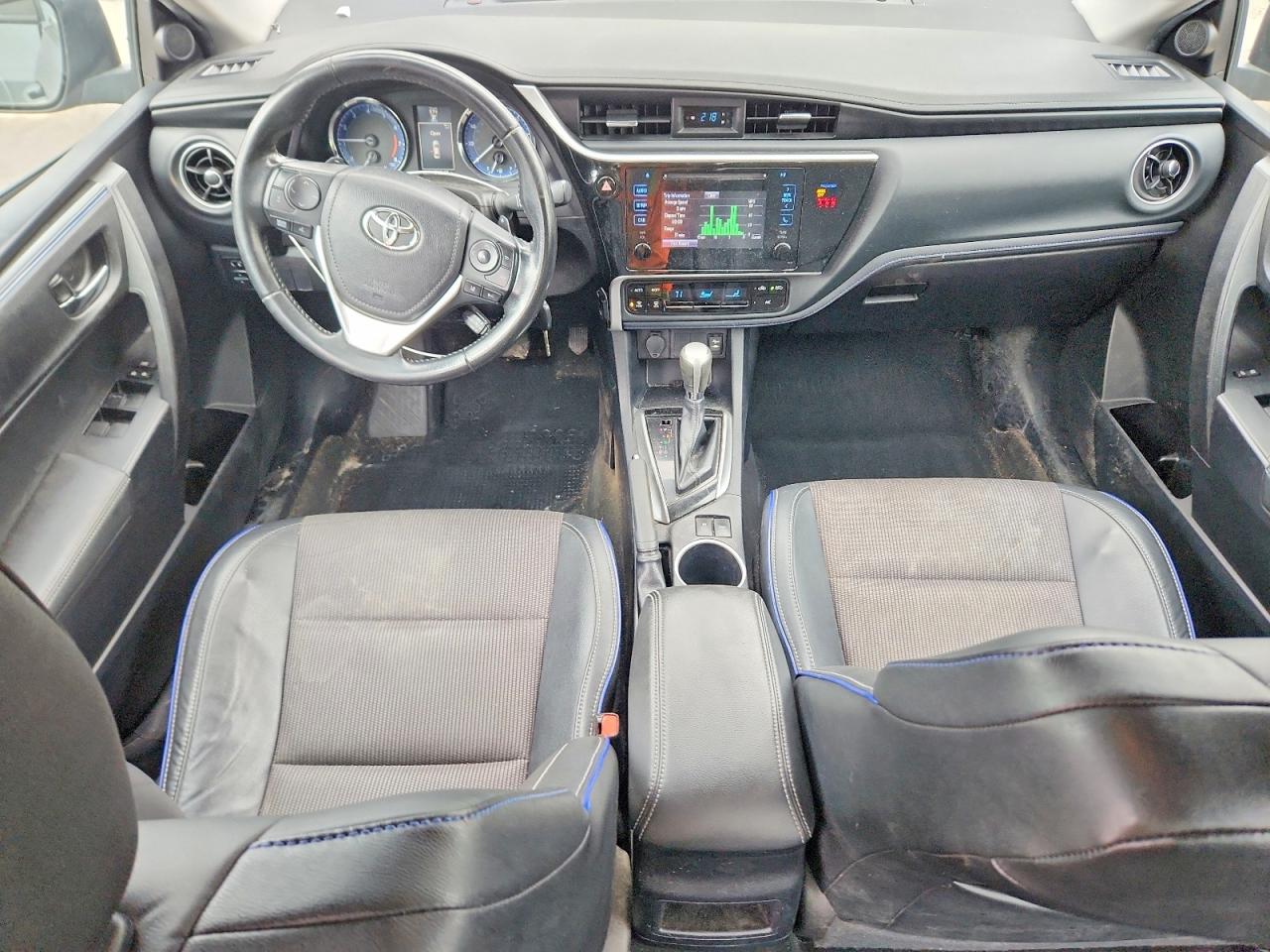2019 TOYOTA COROLLA SE photo 15