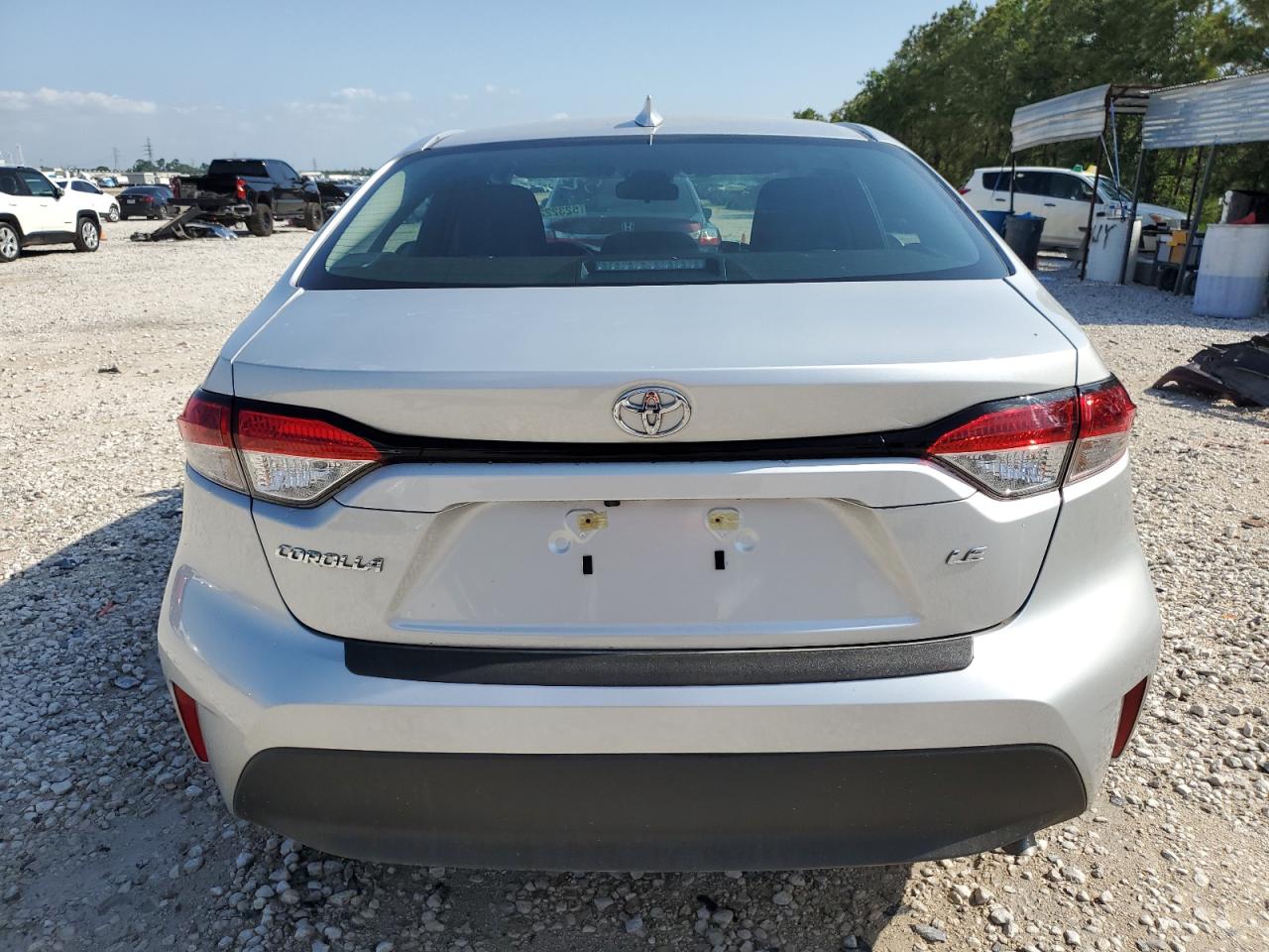 2025 TOYOTA COROLLA LE photo 16