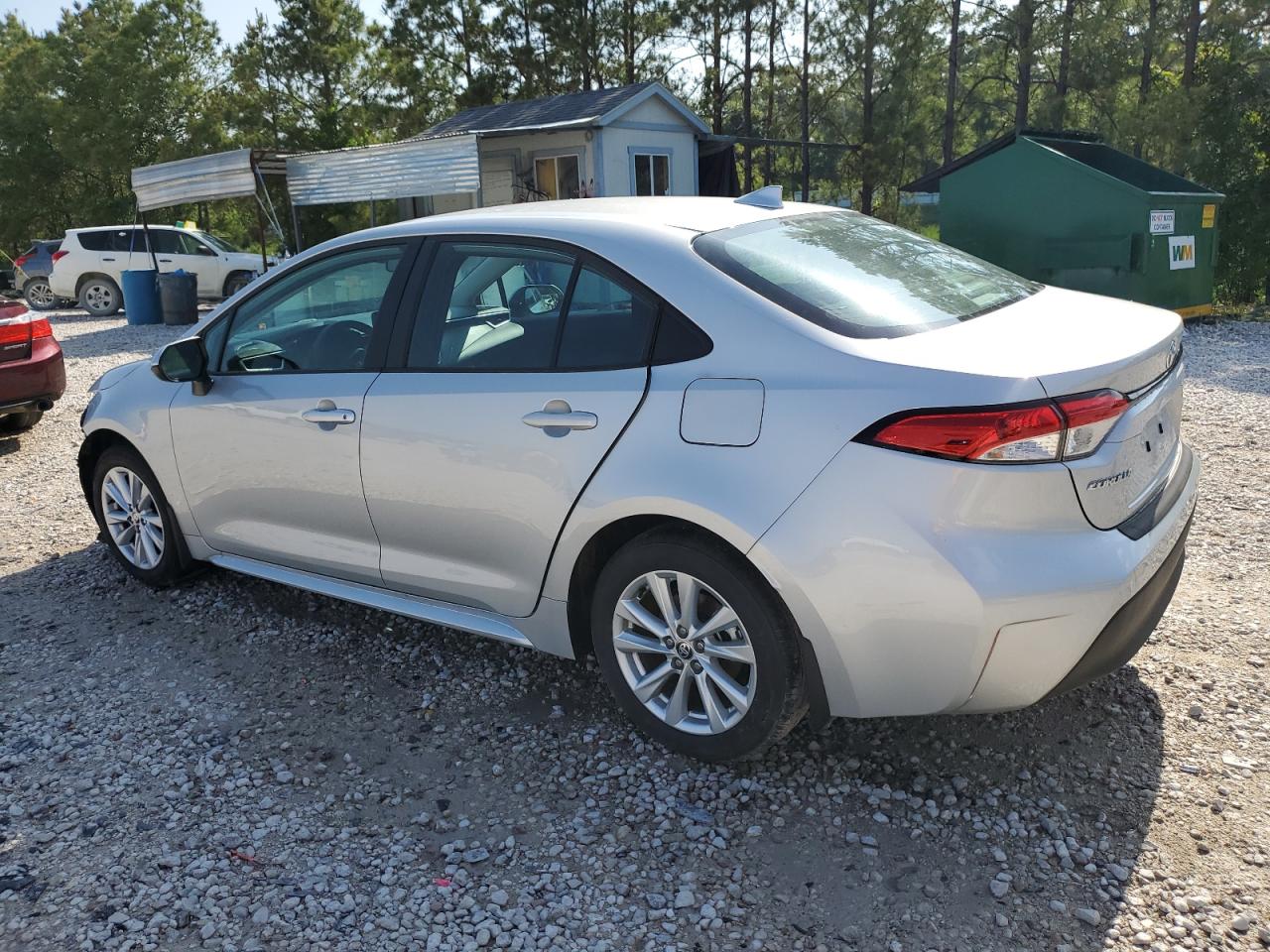 2025 TOYOTA COROLLA LE photo 4