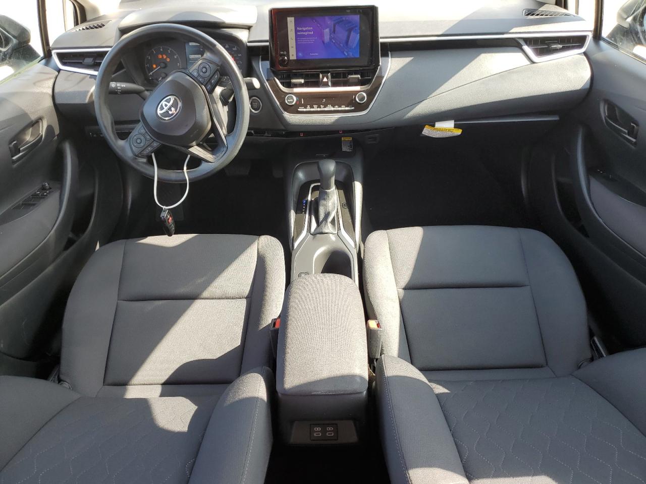 2025 TOYOTA COROLLA LE photo 22