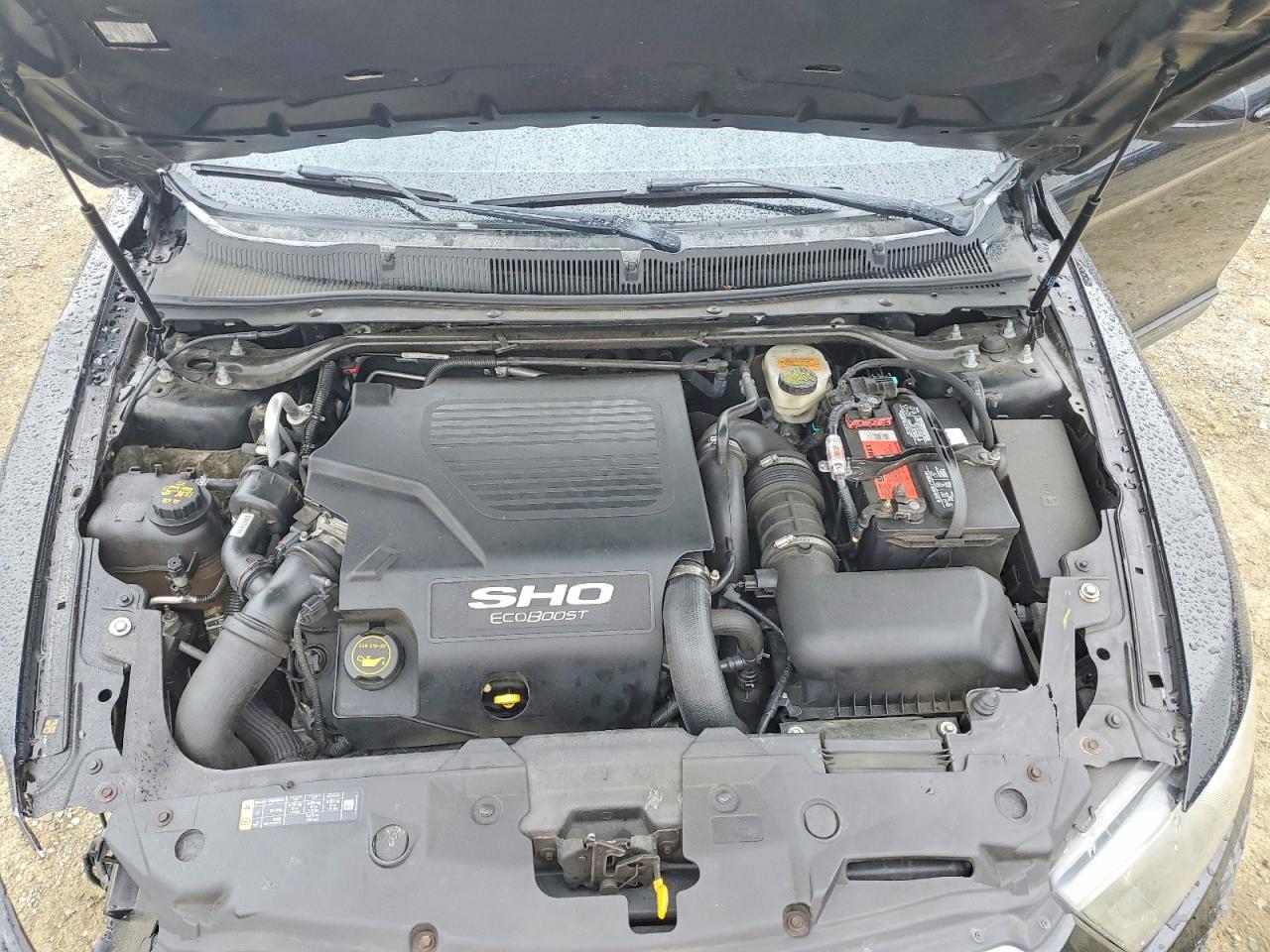 2015 FORD TAURUS SHO photo 21