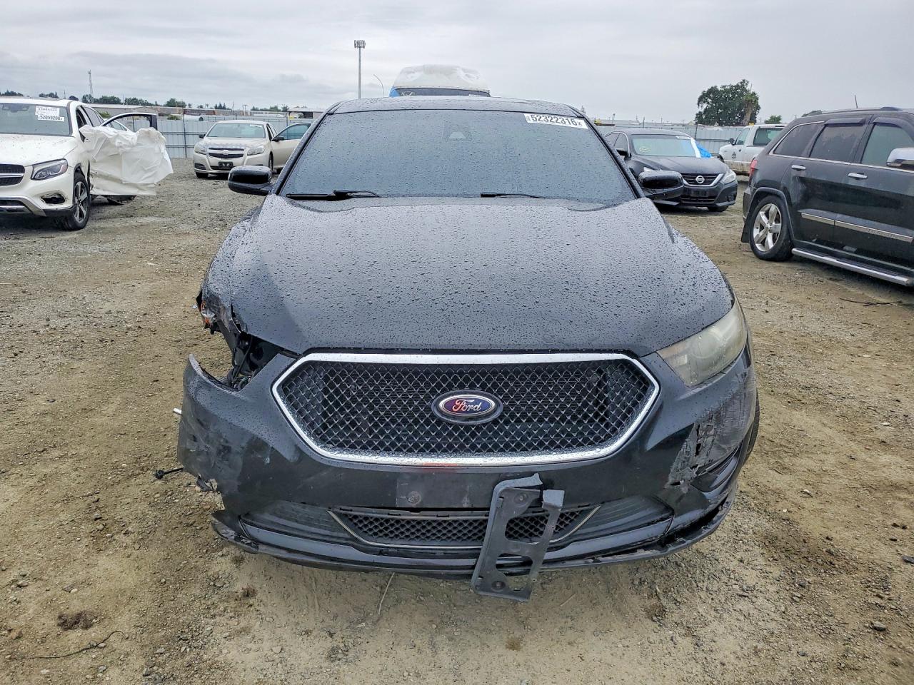 2015 FORD TAURUS SHO photo 9