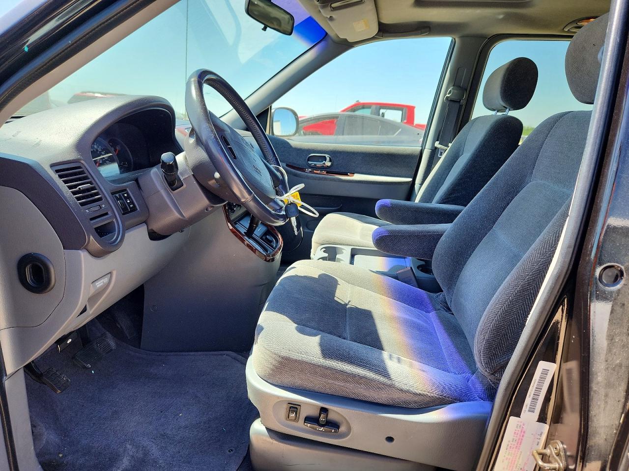 2003 KIA SEDONA LX photo 19