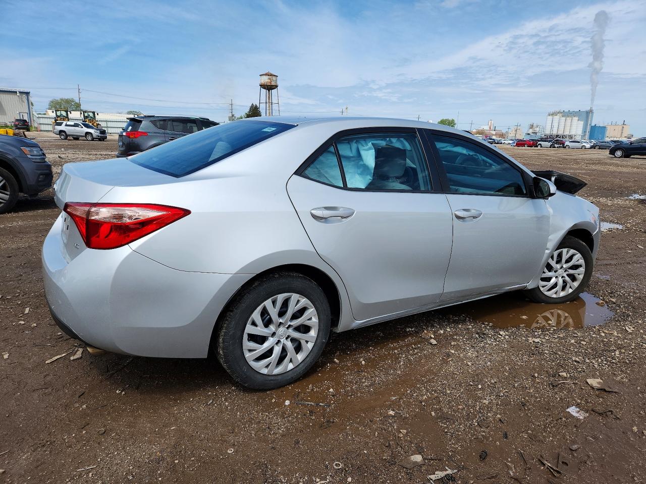 2019 TOYOTA COROLLA LE photo 7