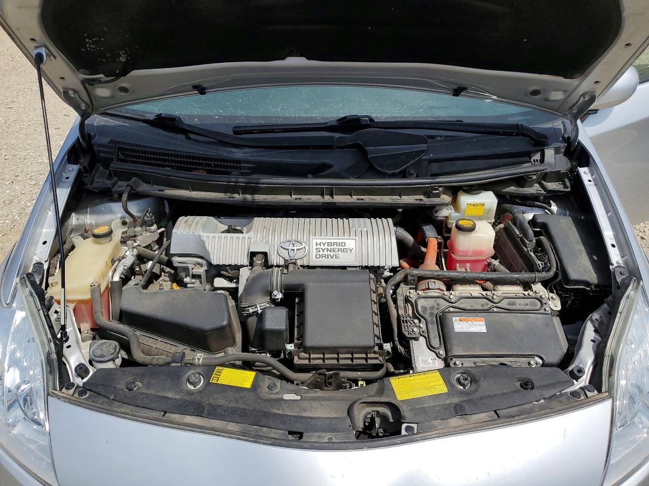 2013 TOYOTA PRIUS FOUR photo 31