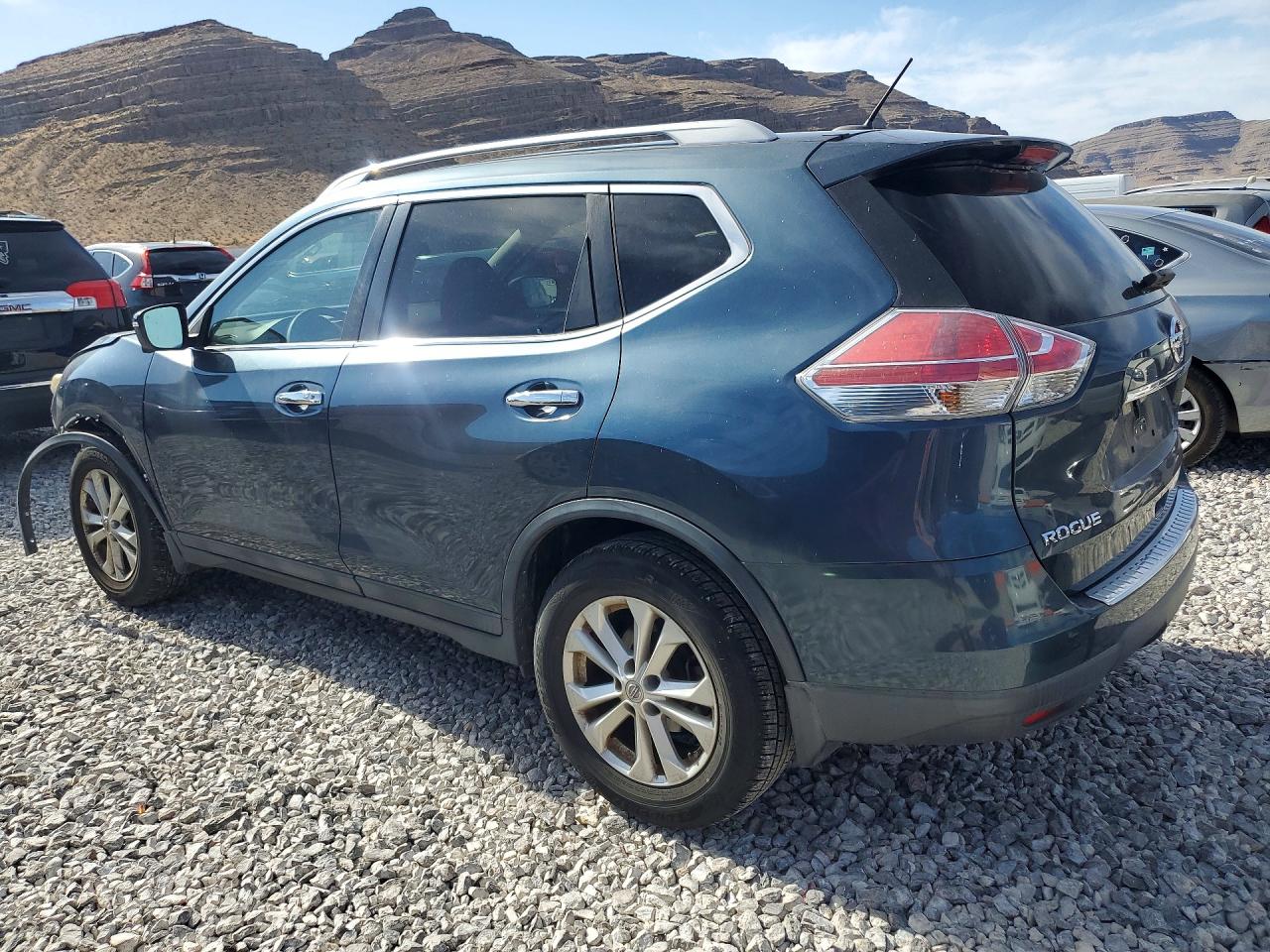 2014 NISSAN ROGUE SV photo 2