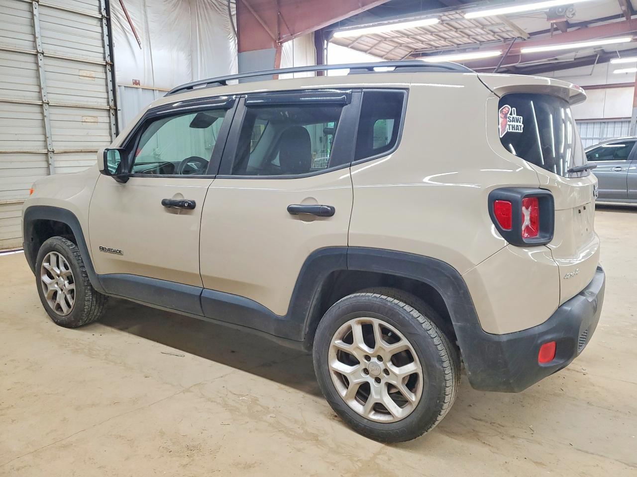 2015 JEEP RENEGADE LATITUDE photo 4