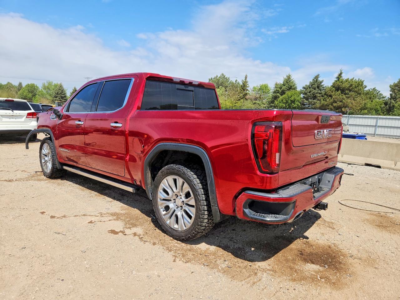 2021 GMC SIERRA K1500 DENALI photo 3