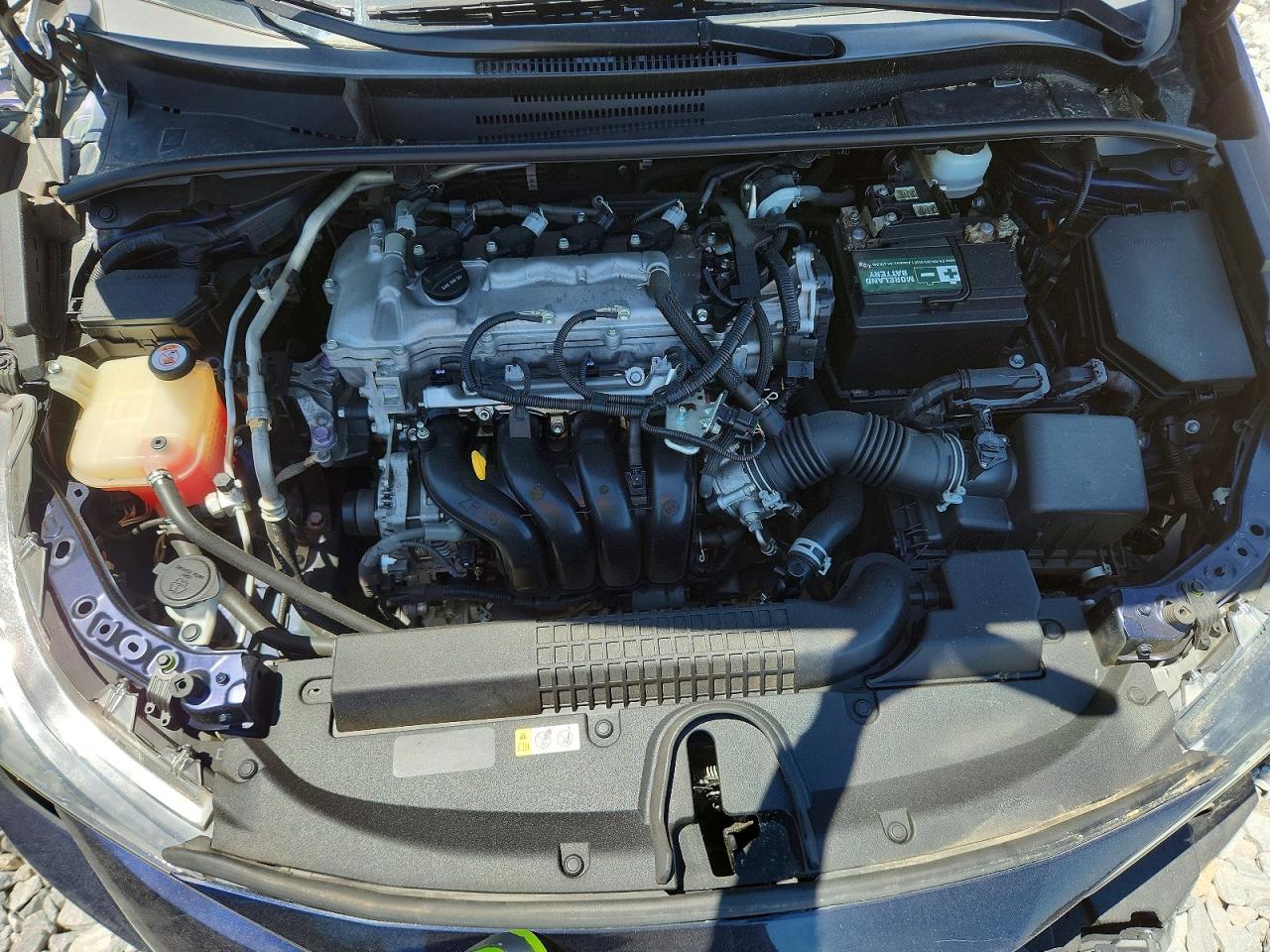 2020 TOYOTA COROLLA LE photo 11