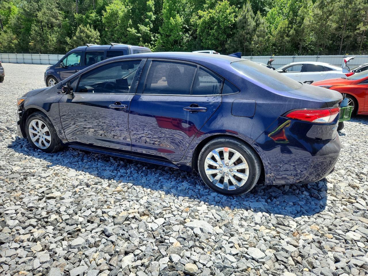 2020 TOYOTA COROLLA LE photo 2