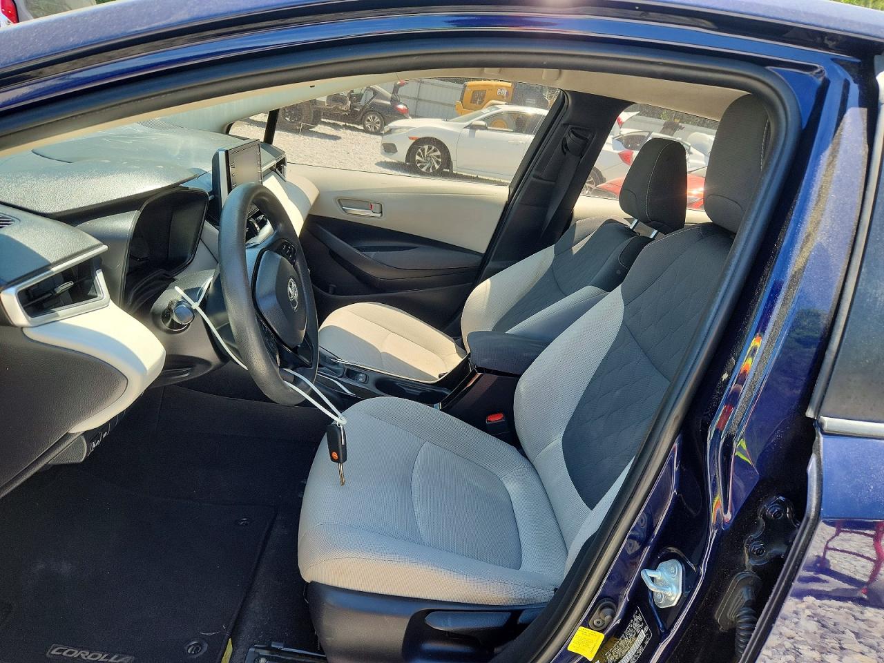2020 TOYOTA COROLLA LE photo 7