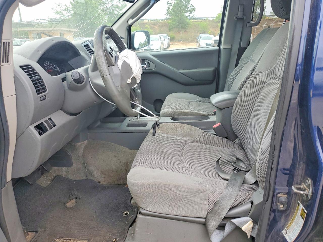 2011 NISSAN FRONTIER S photo 19