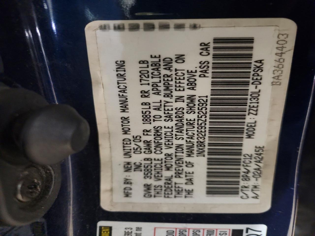2005 TOYOTA COROLLA S photo 23