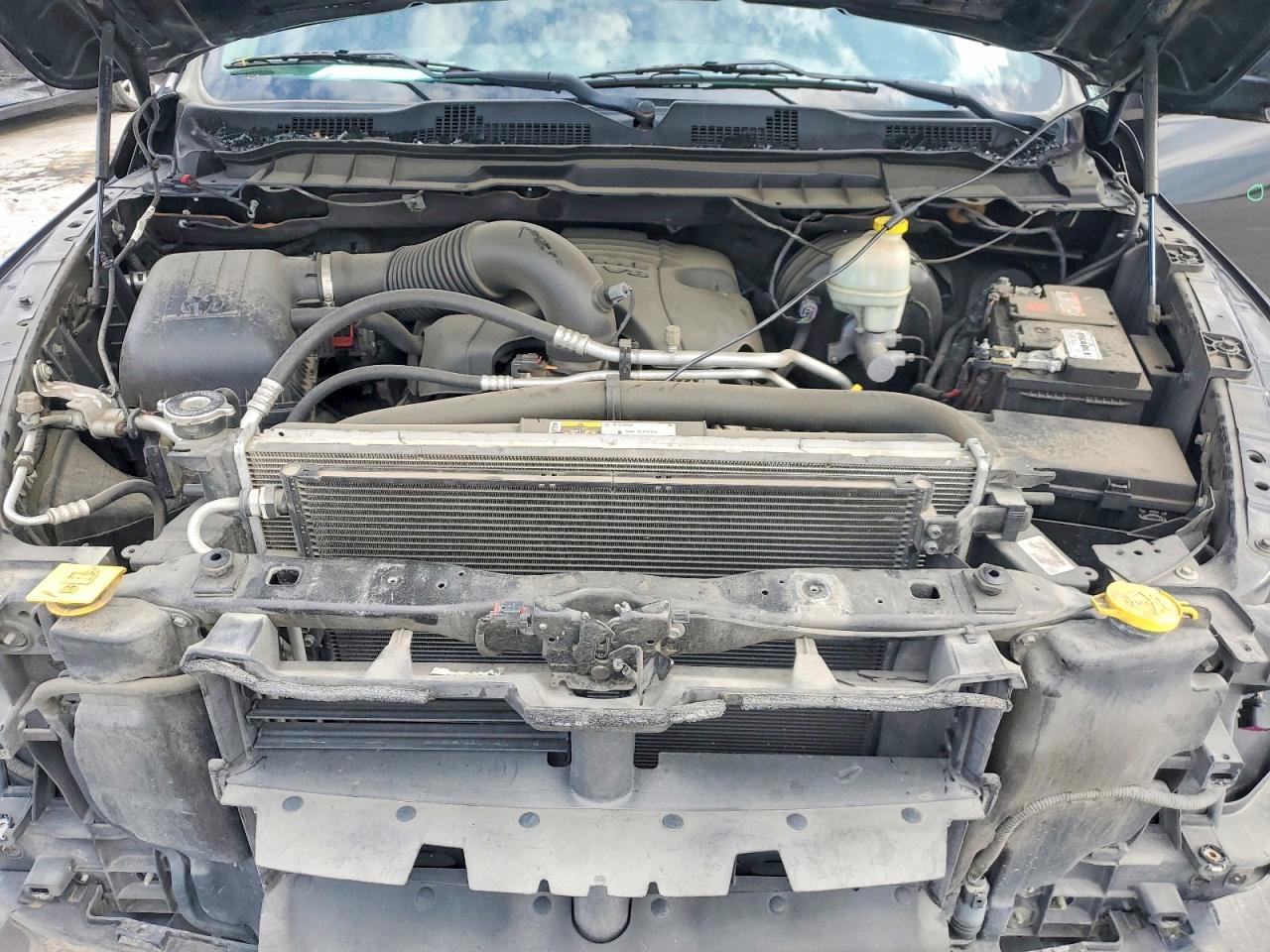2016 RAM 1500 SPORT photo 21