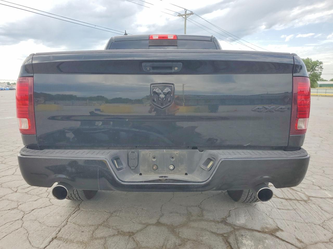 2016 RAM 1500 SPORT photo 11