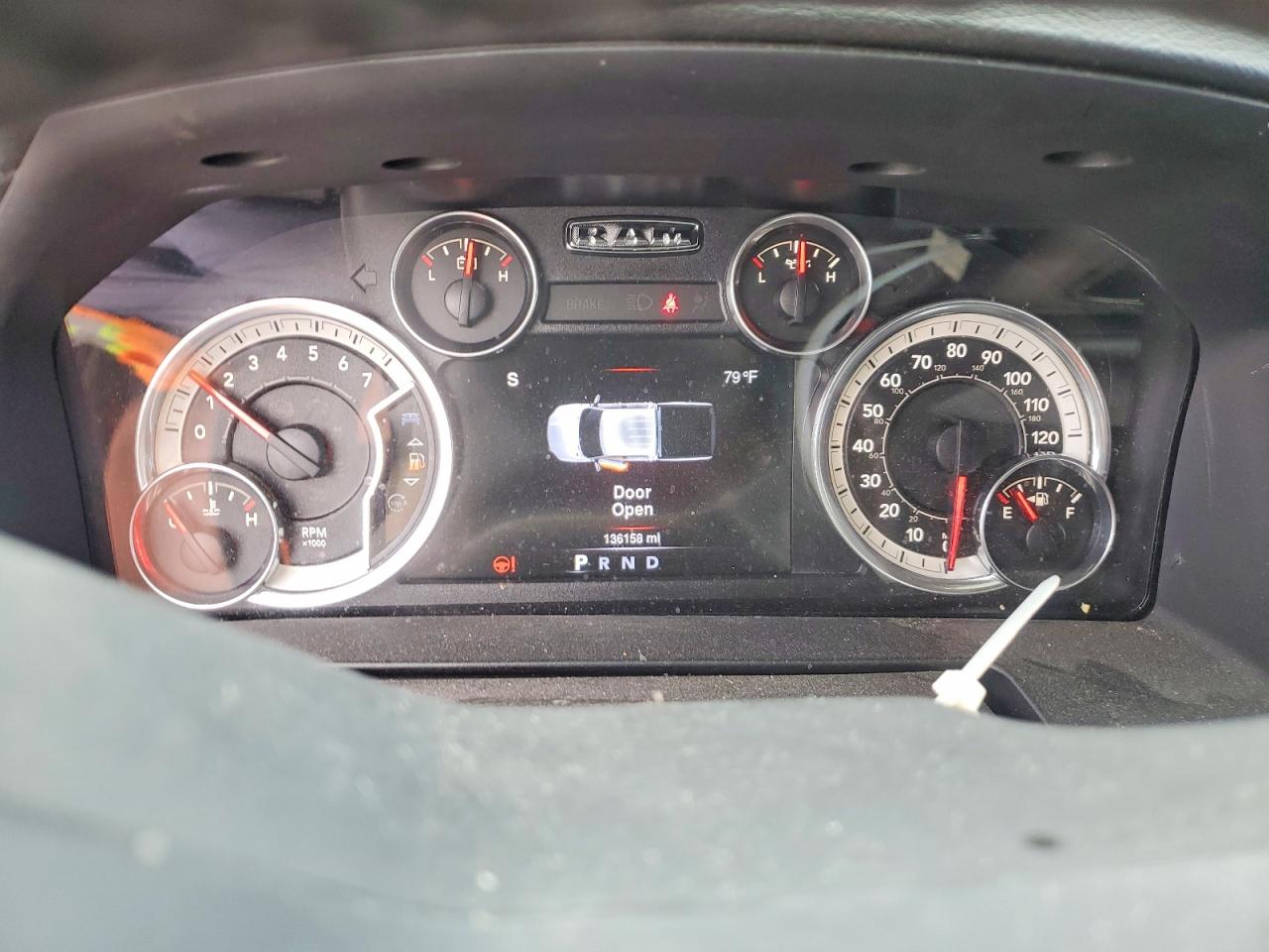 2016 RAM 1500 SPORT photo 17