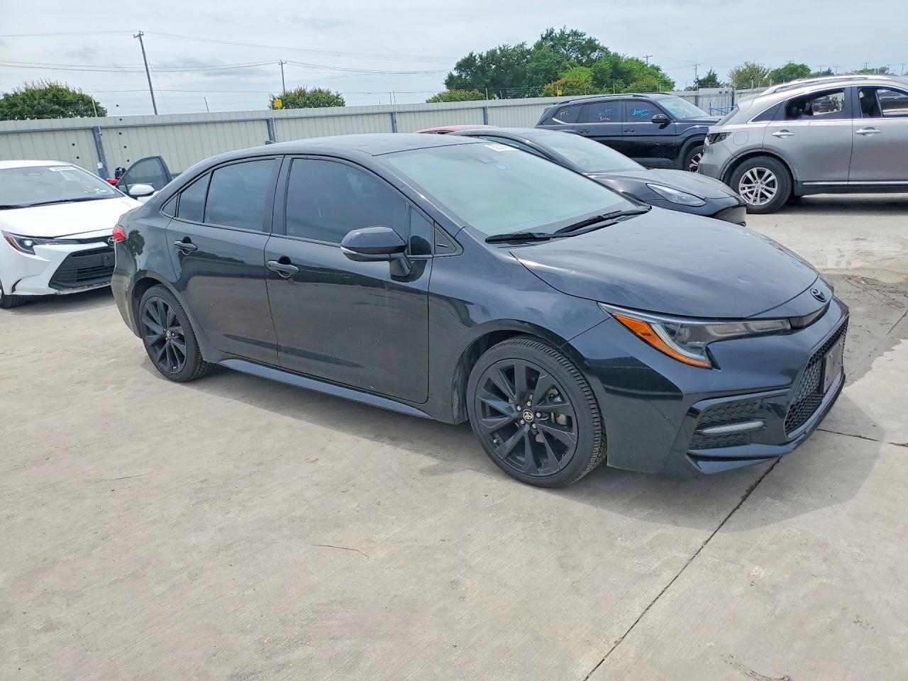 2022 TOYOTA COROLLA SE NIGHTSHADE EDITION photo 7