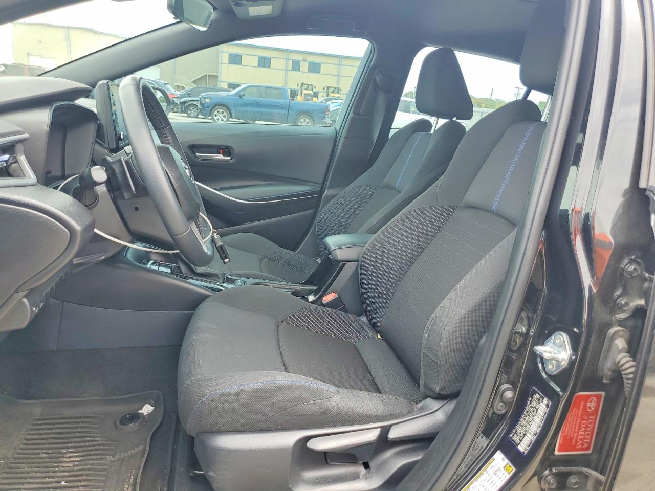 2022 TOYOTA COROLLA SE NIGHTSHADE EDITION photo 13