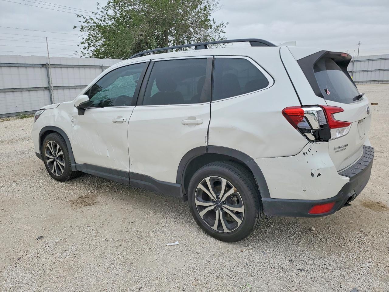 2020 SUBARU FORESTER LIMITED photo 3