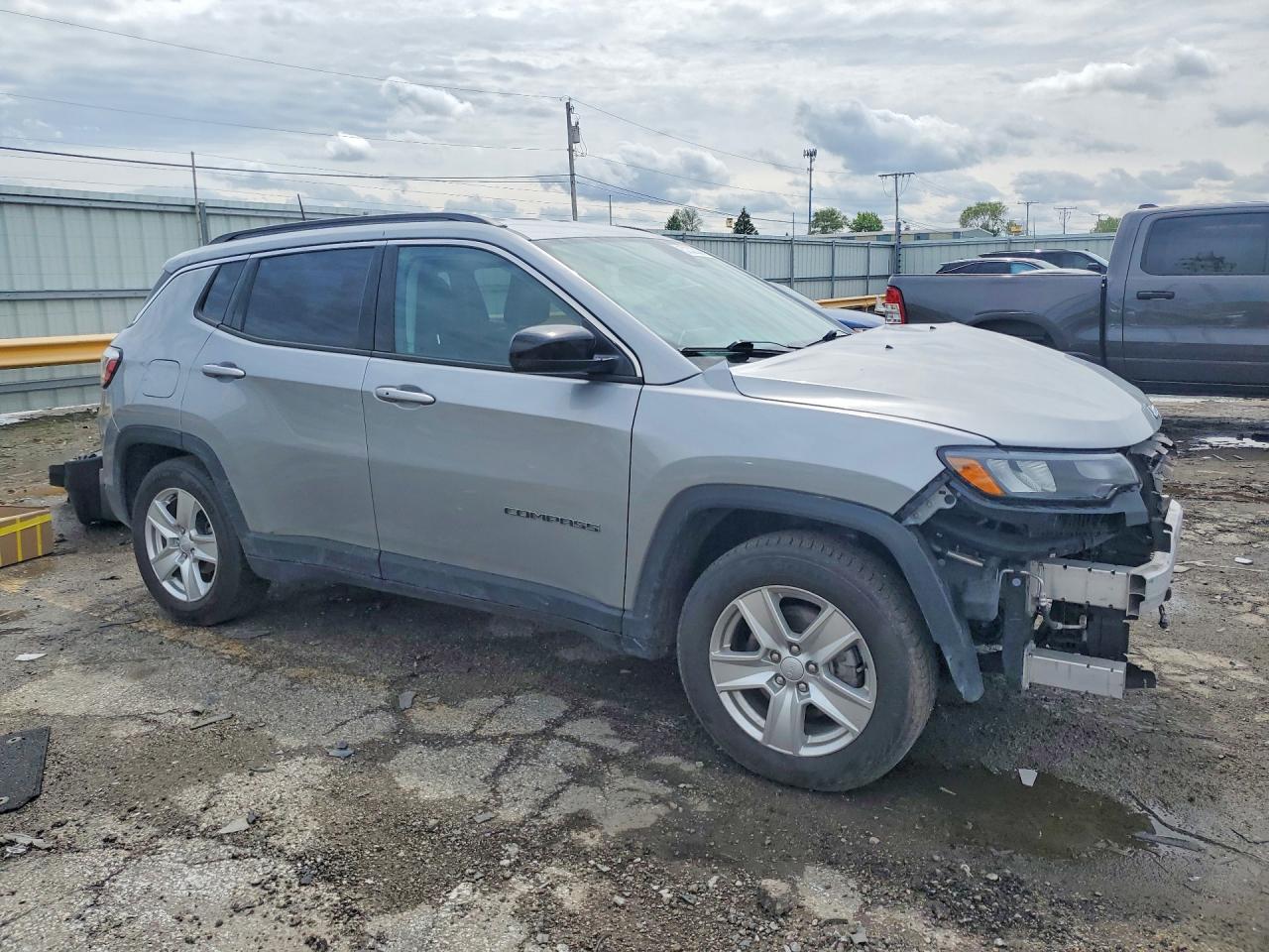 2022 JEEP COMPASS LATITUDE photo 10