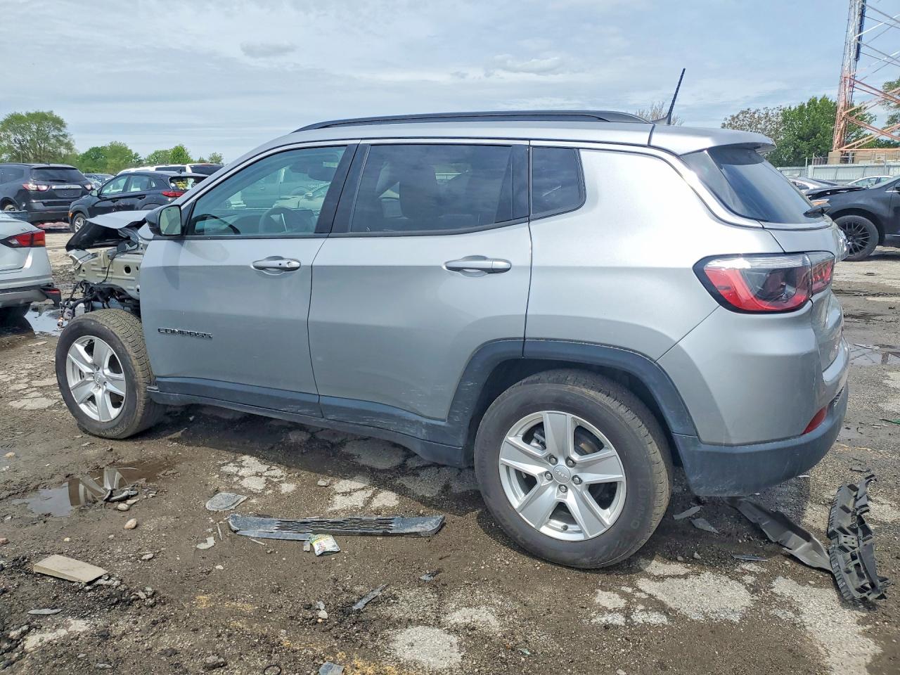 2022 JEEP COMPASS LATITUDE photo 4