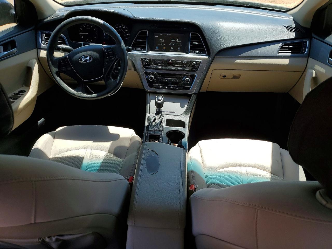 2017 HYUNDAI SONATA SE photo 8