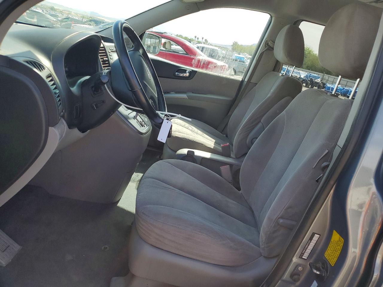 2008 HYUNDAI ENTOURAGE GLS photo 19