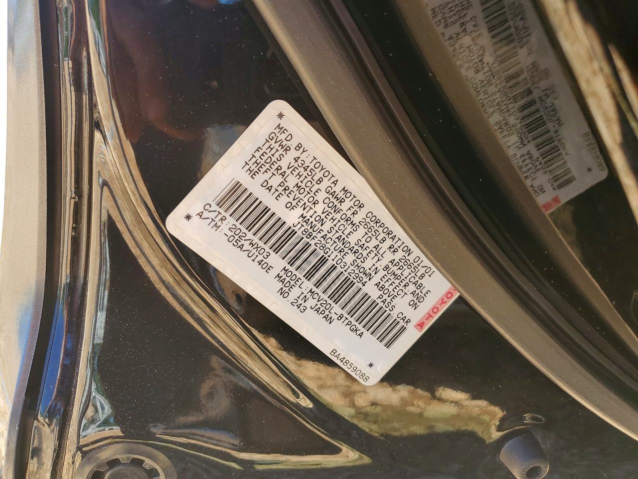 2001 LEXUS ES 300 photo 34