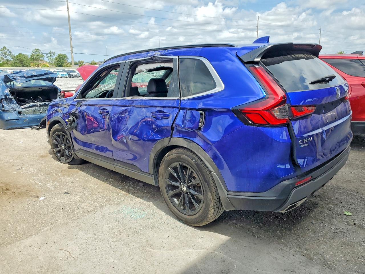 2025 HONDA CR-V SPORT-L photo 3