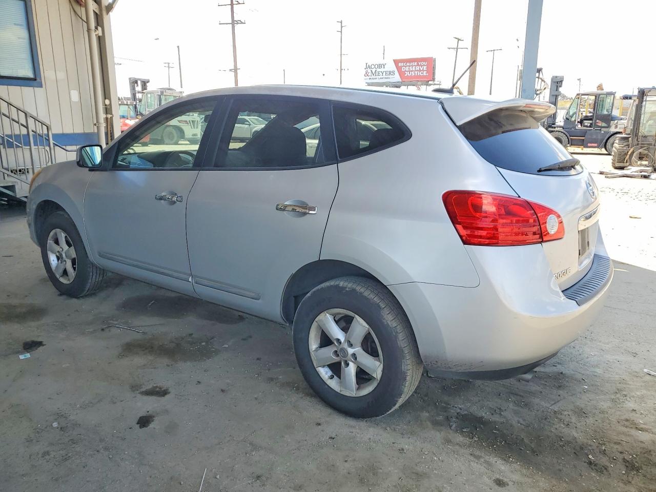 2013 NISSAN ROGUE S photo 2