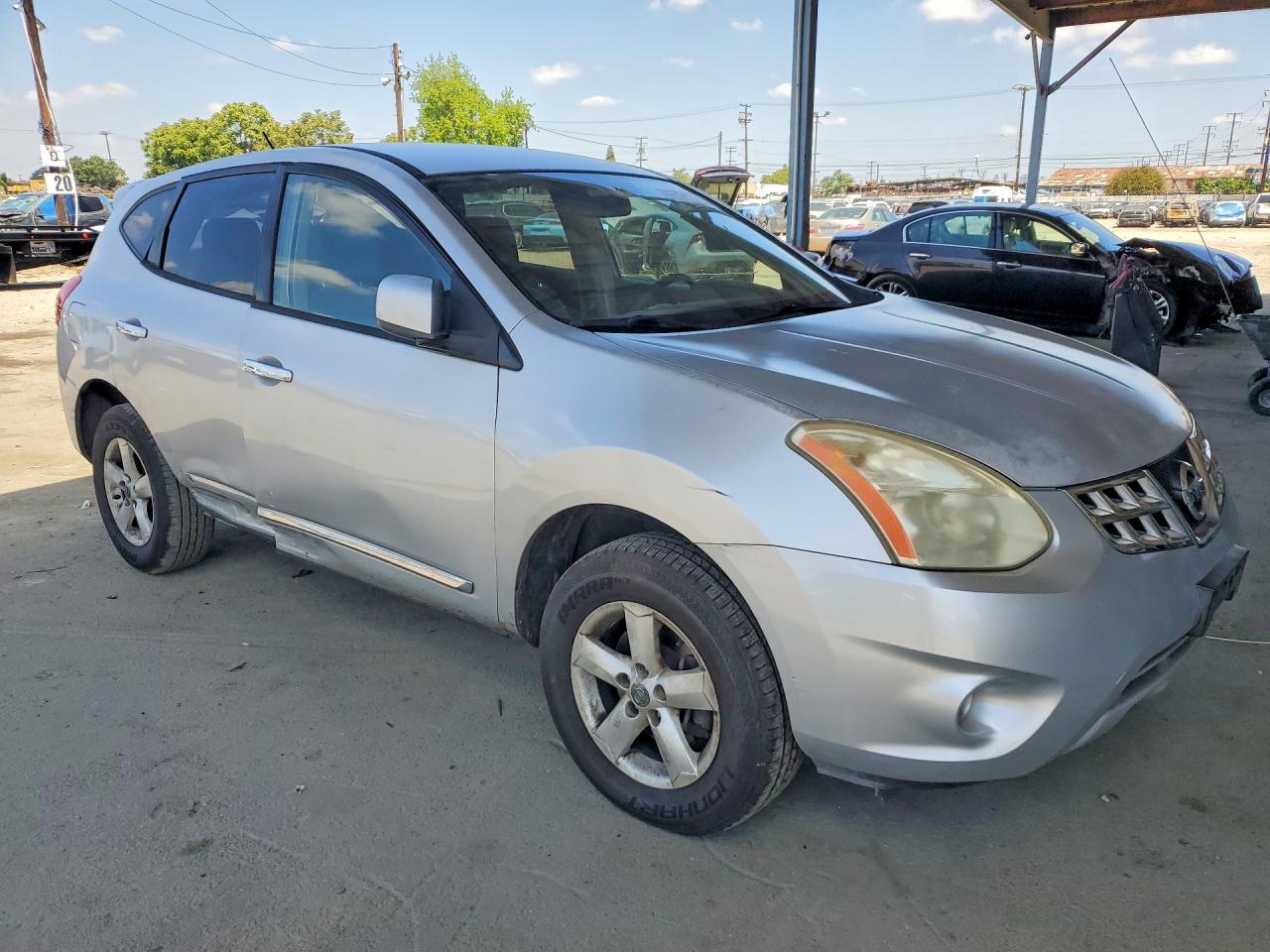 2013 NISSAN ROGUE S photo 4