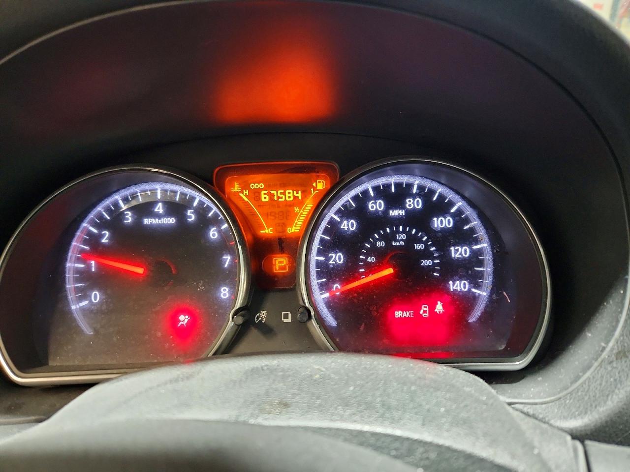 2014 NISSAN VERSA NOTE SV photo 25