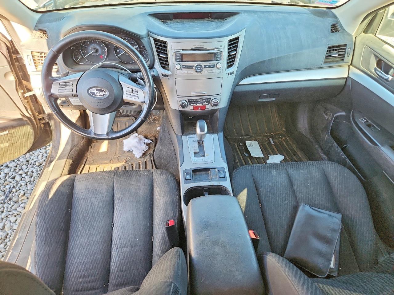 2010 SUBARU OUTBACK 2.5I PREMIUM photo 8