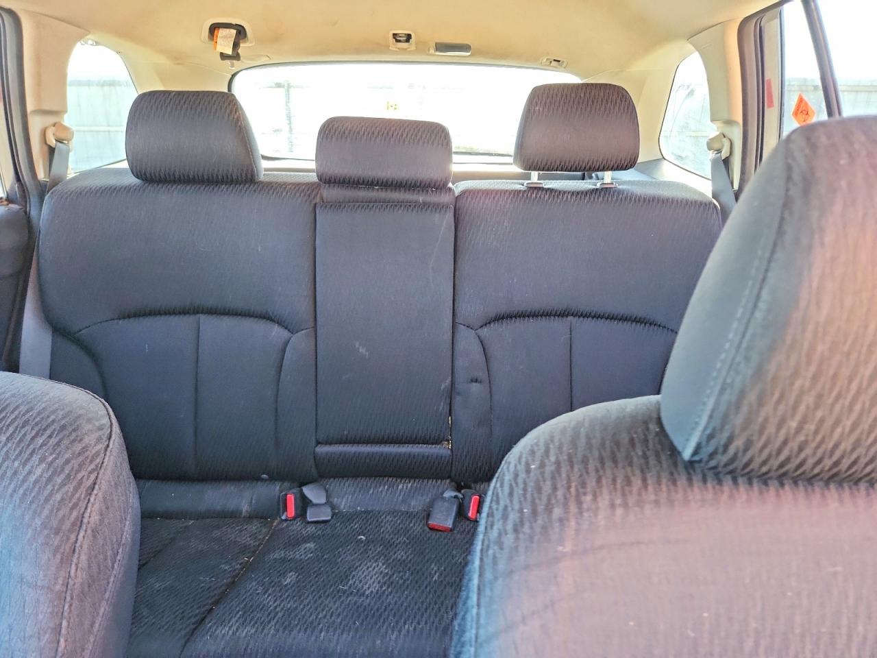 2010 SUBARU OUTBACK 2.5I PREMIUM photo 10