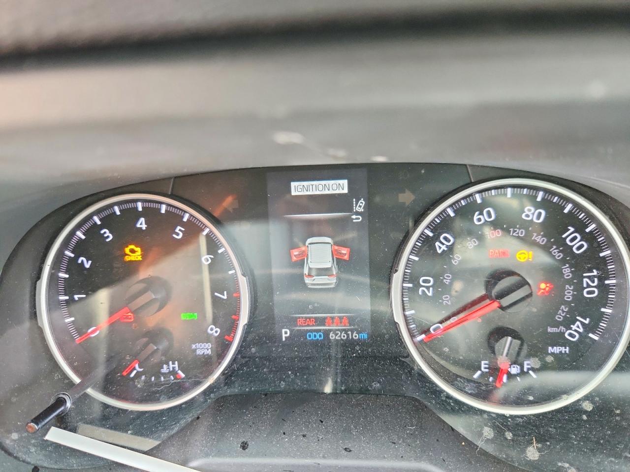 2019 TOYOTA RAV4 XLE photo 17