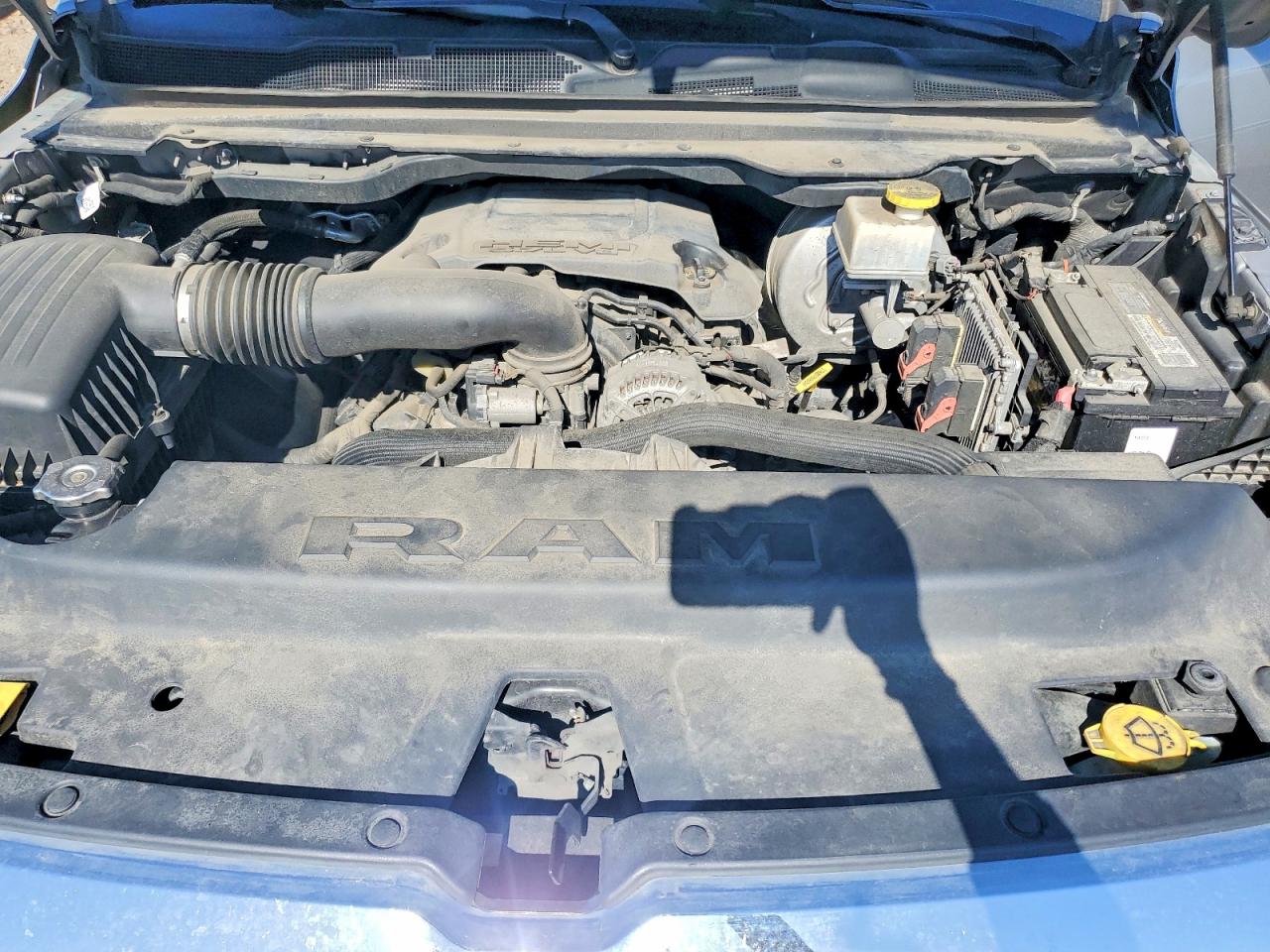 2019 RAM 1500 LARAMIE photo 21