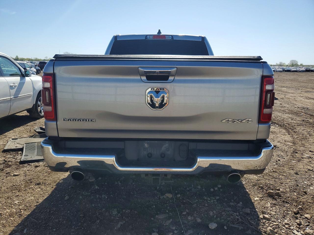 2019 RAM 1500 LARAMIE photo 11