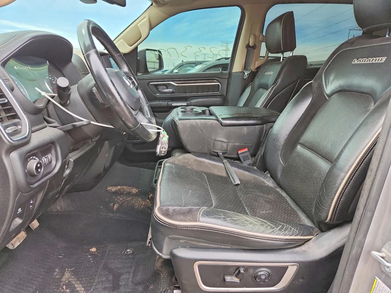 2019 RAM 1500 LARAMIE photo 13