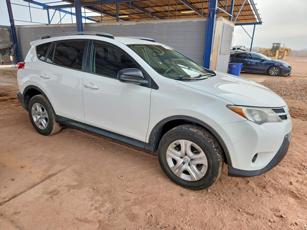 2014 TOYOTA RAV4 LE photo 7