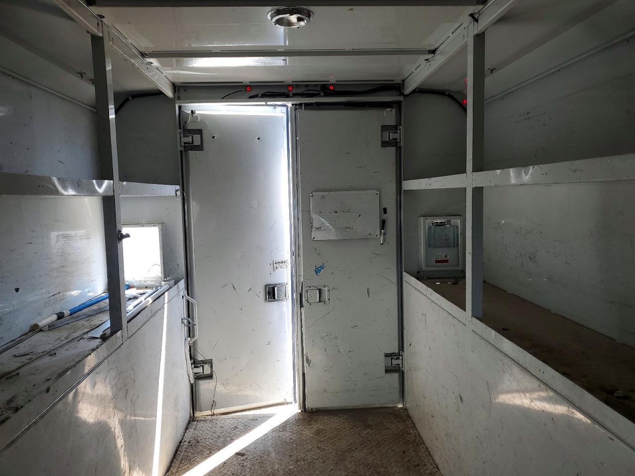 2018 FORD TRANSIT T-350 photo 19