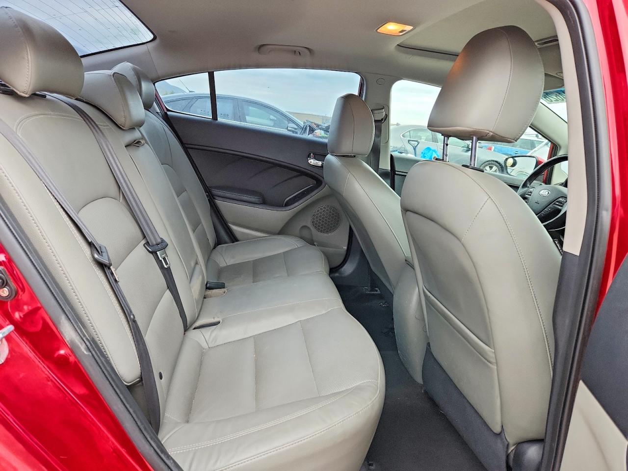 2015 KIA FORTE EX photo 10
