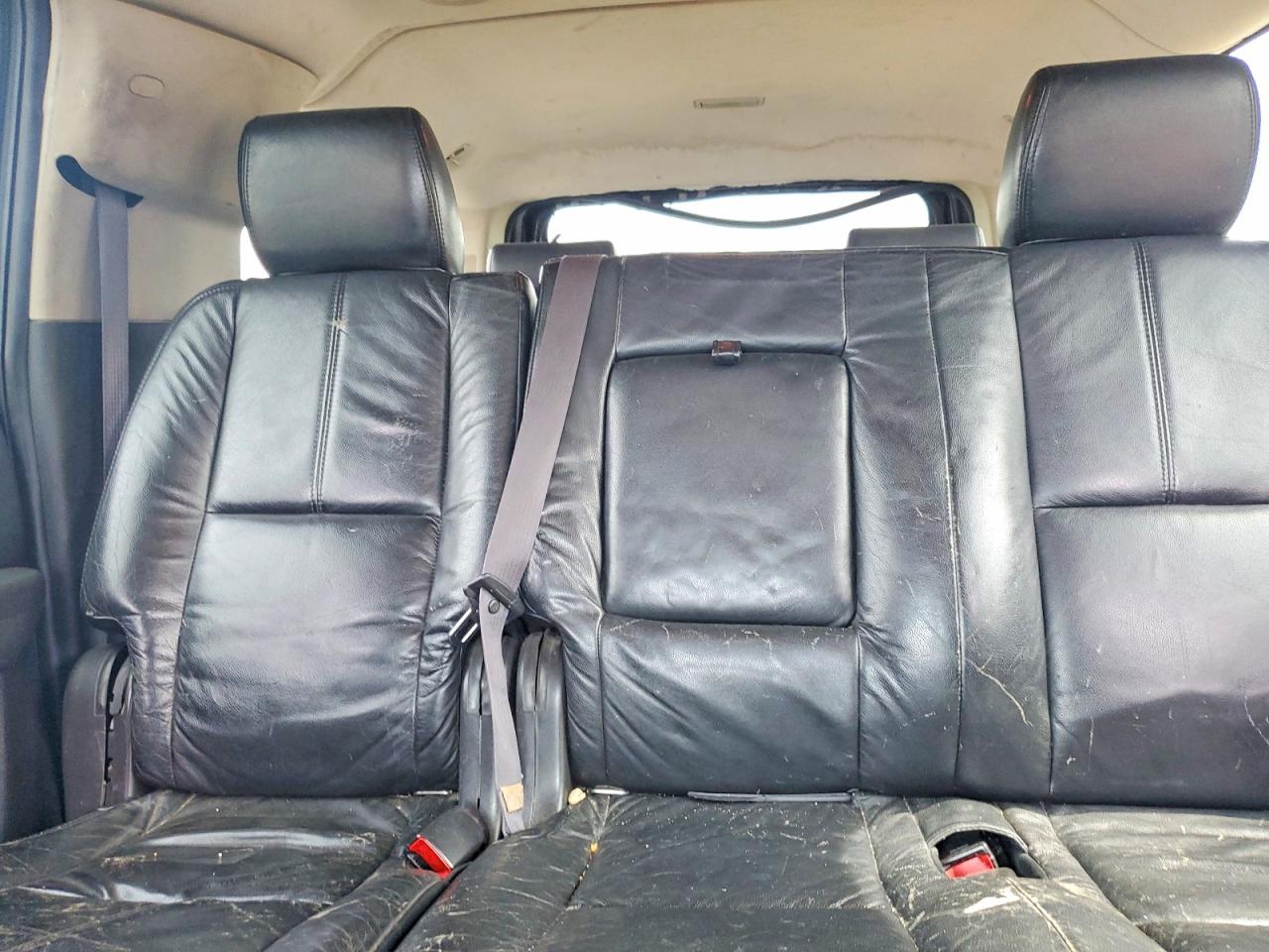 2011 GMC YUKON XL K1500 SLE photo 19