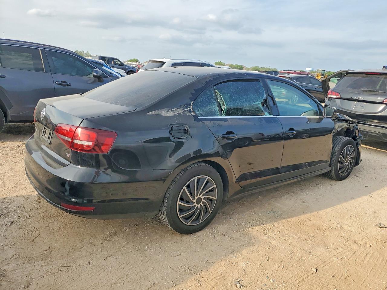 2017 VOLKSWAGEN JETTA S photo 7