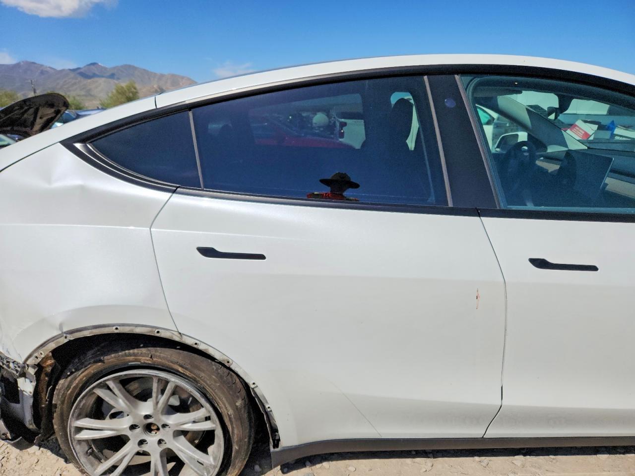 2021 TESLA MODEL Y photo 28