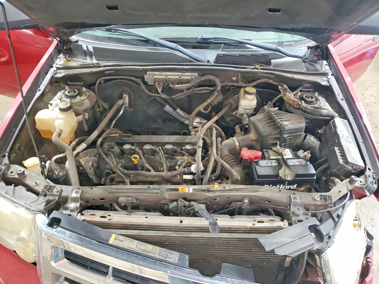 2011 FORD ESCAPE XLT photo 34