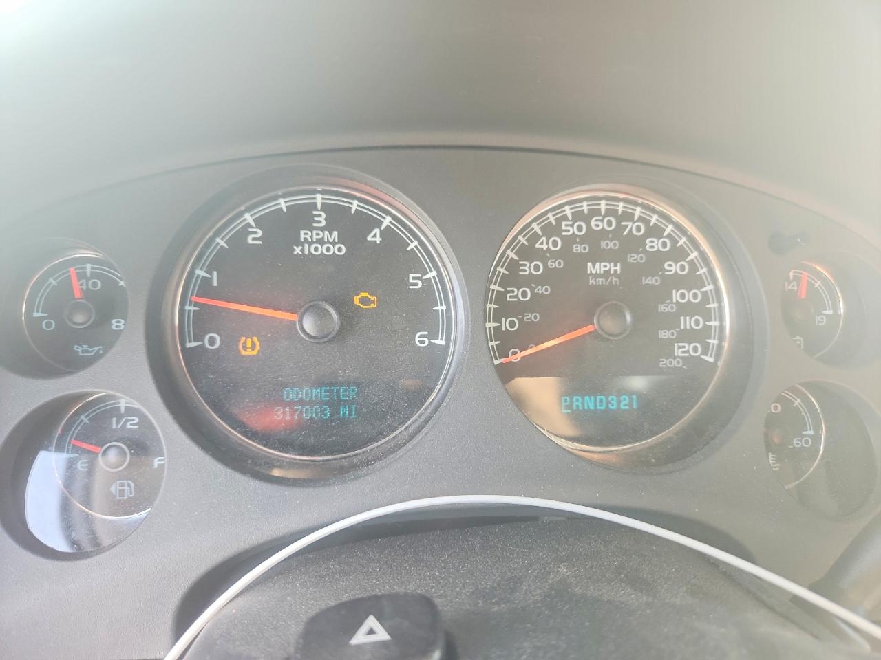 2008 CHEVROLET SUBURBAN K1500 LS photo 17