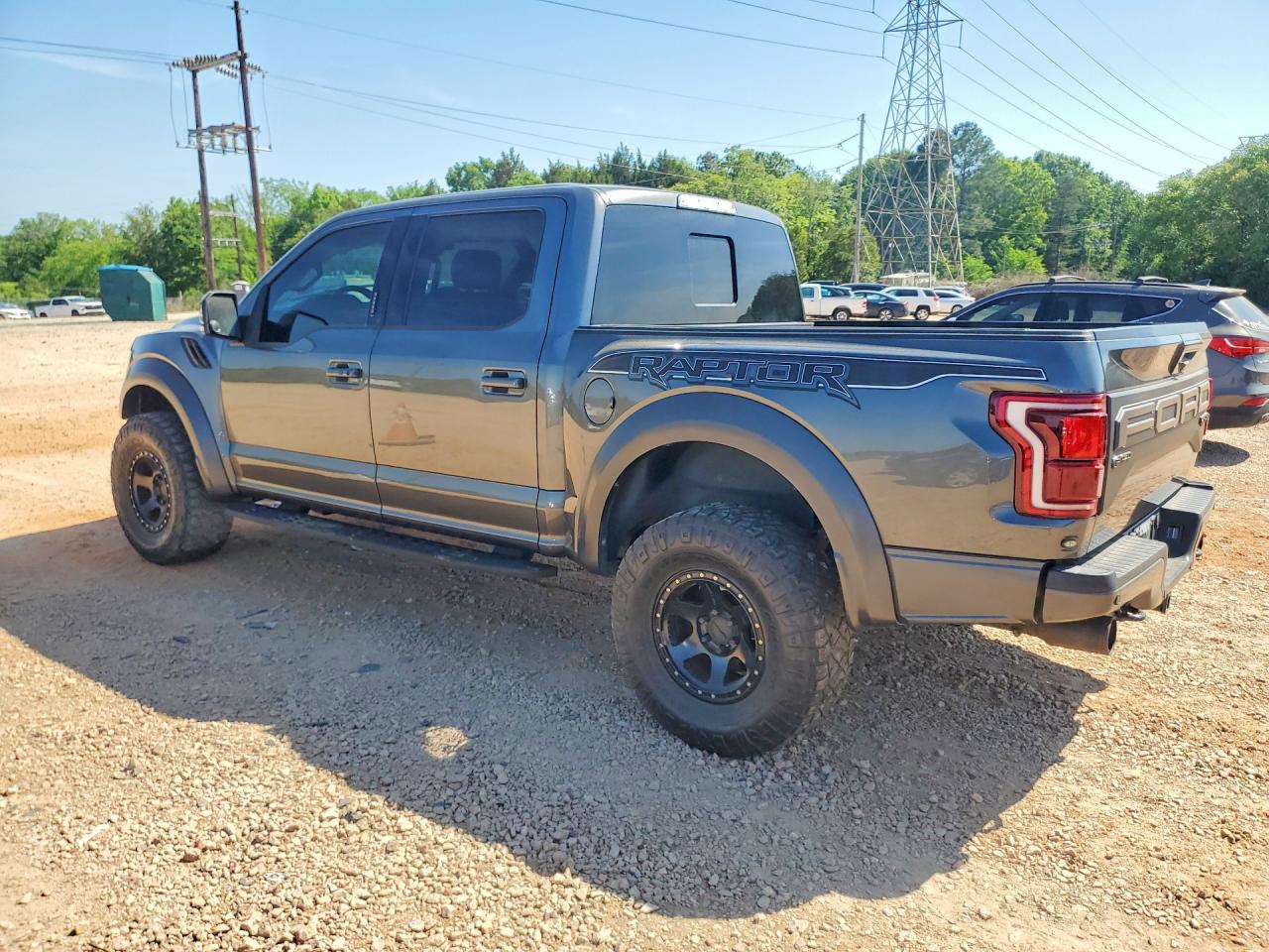 2019 FORD F150 RAPTOR photo 2