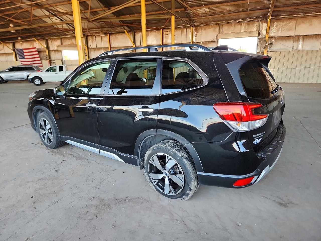 2019 SUBARU FORESTER TOURING photo 3