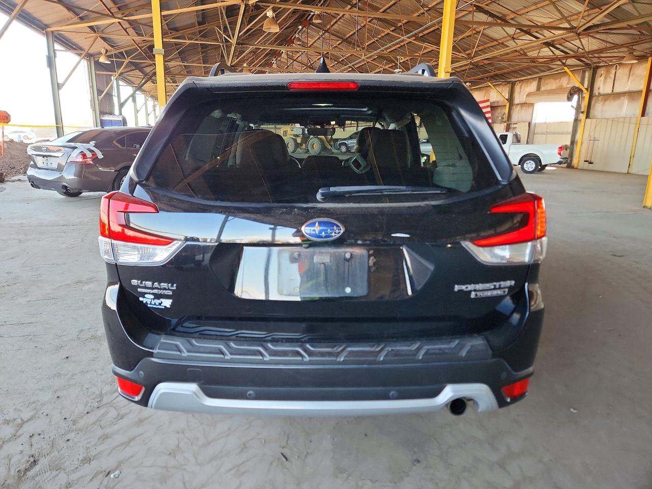 2019 SUBARU FORESTER TOURING photo 11